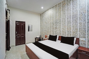 Room - Hotel O Starline (Zirakpur)