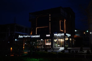 Ngoại thất