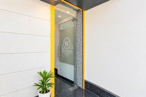 Interior - Hotel O The Anand Hotel (Zirakpur)