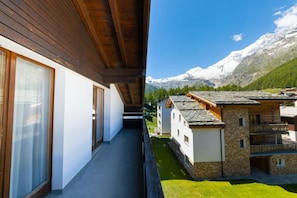 Esterni