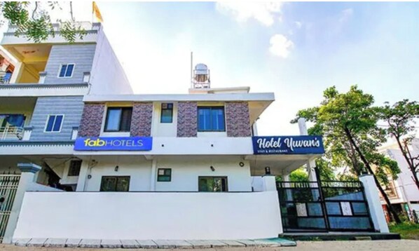Exterior - FabHotel Yuvan (Bhopal)