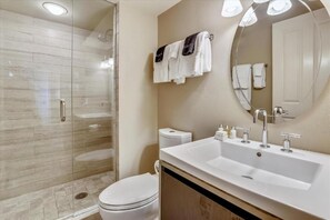 Bathroom - Chateau Aspen  (Aspen)