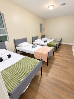 Room - Spacious 3BR Jacksonville Home—Sleeps Up to 8 (Jacksonville)