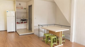 Room - Apto 2 Quartos com Ar Condicionado no S o Pelegrin (Caxias do Sul)