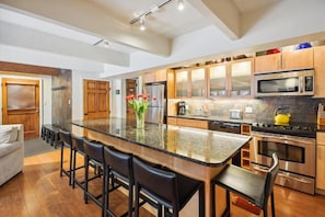 Private kitchen - Chateau Chaumont 4 (Aspen)