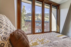 Room - Chateau Chaumont 15 (Aspen)