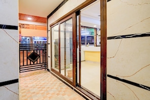 Lobby - Hotel O Bluestar (Bangalore)