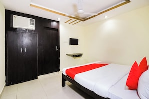 Room - Hotel O Mayur (Berhampore)