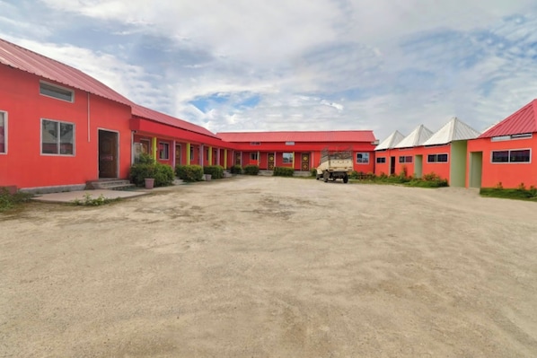 Exterior - Hotel O WELCOME RESORT & FAMILY (Barpeta)