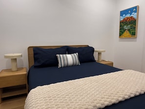 Room - Oasis Apartments Townsville (Garbutt)