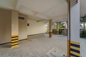 Property grounds - Hotel O Senthamizh Residency (Chennai)