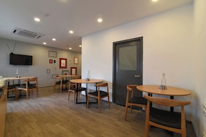 Tempat makan