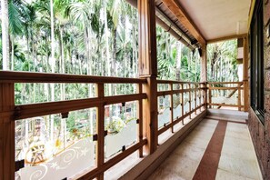 Khuôn viên nơi lưu trú