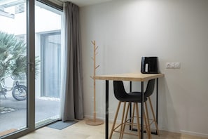 Interior - Joli studio spacieux en hypercentre (La Rochelle)