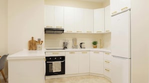 Private kitchen - Alivium Apartments Baku (Bakı)