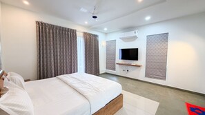 Room - Banasura Hill Trekking ticket counter (Padinjarathara)