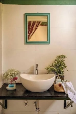 Bathroom - Maison Verona Pool Villa Pondicherry (Kottakuppam)