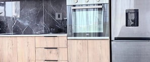 Private kitchen - Tranquil Villa Retreat in Highbury, South Africa (King Sabata Dalindyebo)