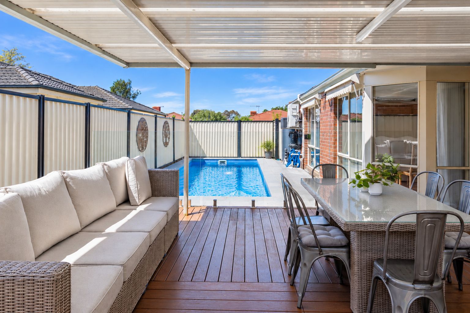 Create lasting holiday memories with poolside fun, outdoor games and family feasts, with plenty of space for everyone to enjoy their favourite activities.