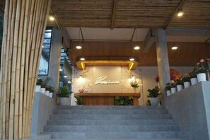Lobby - Passion Resort Kiriwong (Lan Saka)
