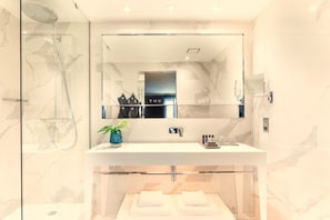 Bathroom - Norfolk Paddington  (London)
