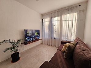Living area - New Listing (Posadas)