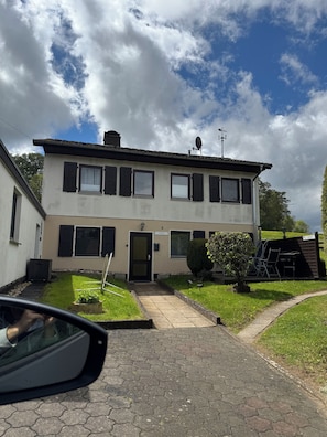 Exterior - New Listing (Waldeck)