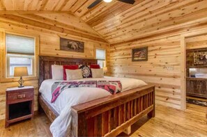 Room - Woodlands: 4 Person Special Offer (Gatlinburg)