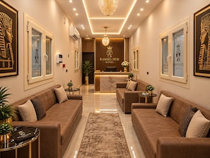 Khu sảnh