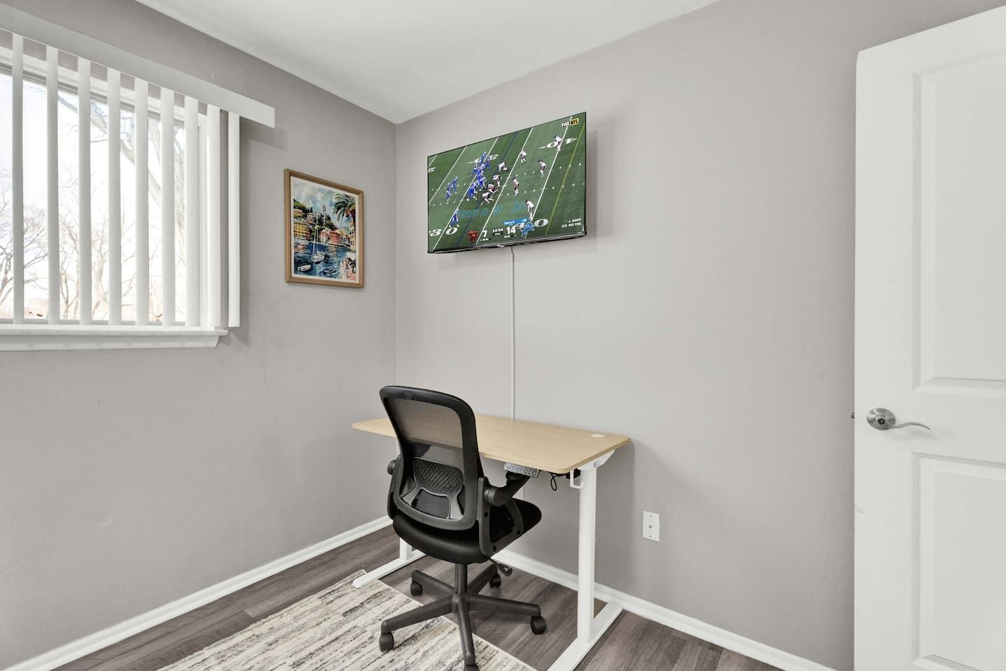 Designated work area with desk space and seating  Perfect for emails, laptop work, or short work sessions.