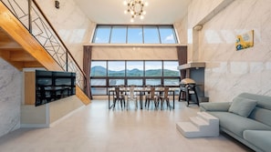 Room - Yeosu Dog Person Pet-friendly Pension (Yeosu-si)