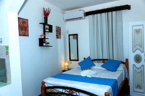 Room - Cozy 1-bedroom studio in awesome Grand Baie with AC & Terrace (Grand Baie)