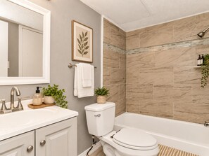 Bathroom - Cozy 2-bedroom townhome in lovely Grand Prairie with AC Near ATT (Grand Prairie)