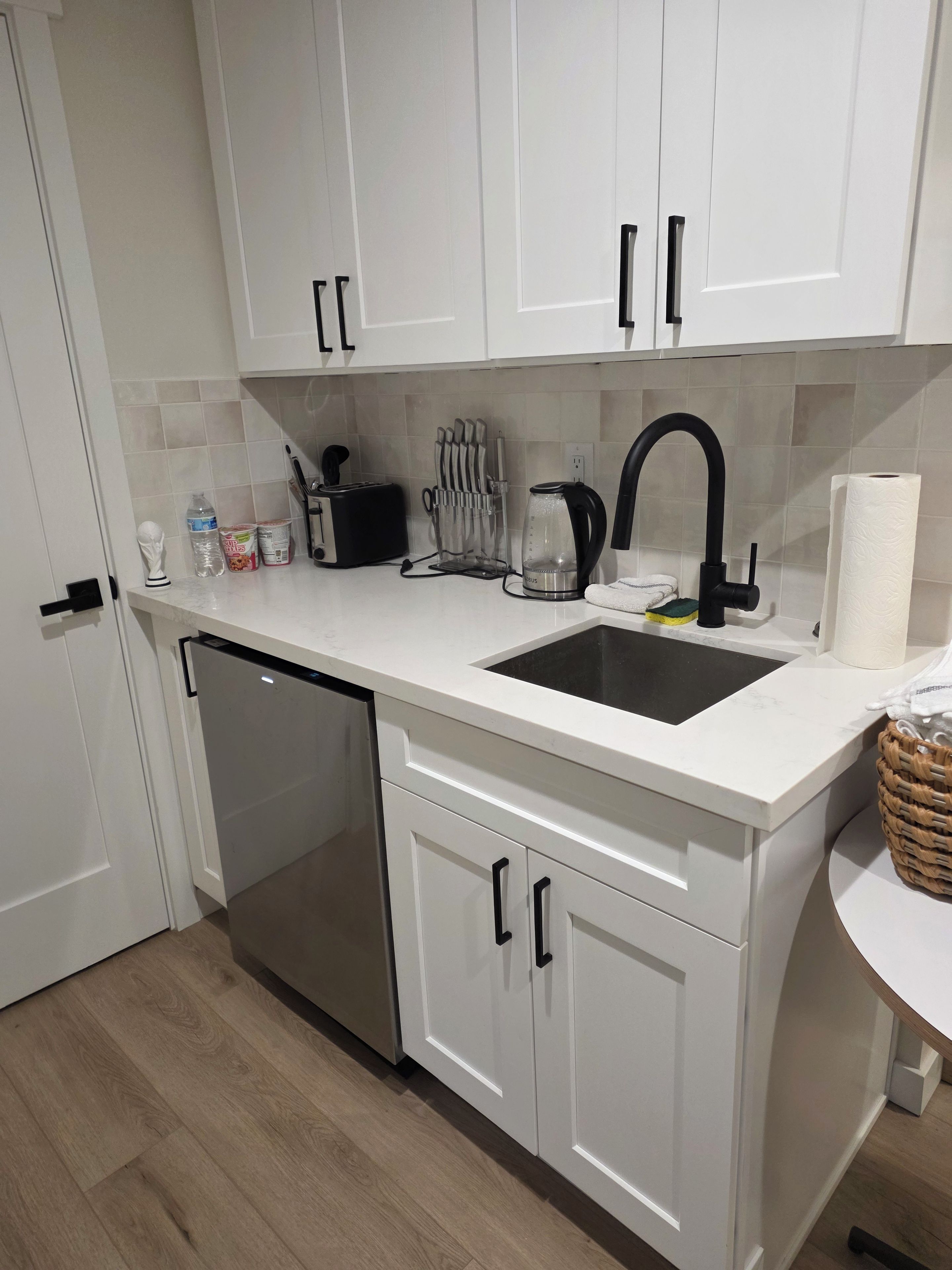 Beautiful 2-bedroom apartment with AC in charming Seattle