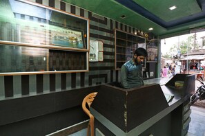 Khu sảnh