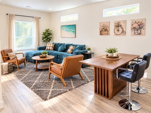 Living area - Business or Family: 3BR Near Walmart HQ & Trails • Parking (Bentonville)