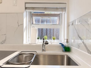 Private kitchen - Private 4BR, 2BA Basement Suite near UBC | West Point Grey (Vancouver)