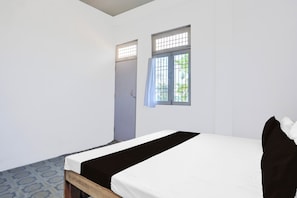 Room - Hotel O VS Palace (Etawah)