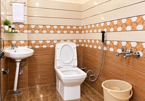 Bathroom - Thapliyal Home Stay AIIMS Road Rishikesh (Pashulok)
