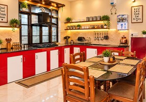 Dining - Thapliyal Home Stay AIIMS Road Rishikesh (Pashulok)