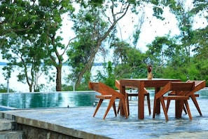 Outdoor dining - Safari Lake Resort Udawalawe (Udawalawe)