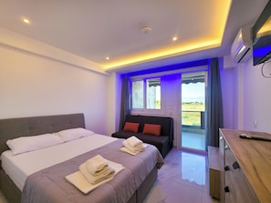 Room - 18 - ALIKI Studios by SDR (Paralia)