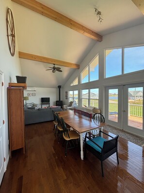 Dining - 3 Bed, Oceanview cottage, Brackley Beach,PEI (Brackley Beach)