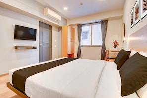 Room - Super Townhouse Balewadi High Street (Pune)
