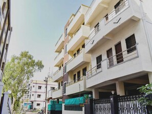 Exterior - Hotel O Sai Lodge (Pune)
