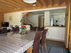 Dining - New Listing (Oz)