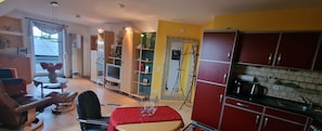 Private kitchen - A Break in the Countryside - Stylish Holiday Apartment in Parchim (Parchim)