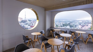 Dining - Wyndana Ocean Suites (Da Nang)