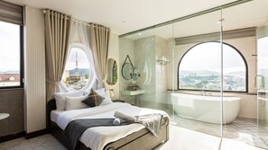 Bathroom - Wyndana Ocean Suites (Da Nang)
