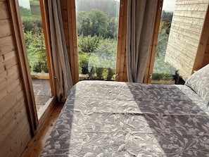 Room - Cabin Sleeps 2 With Parking (Wicklow)